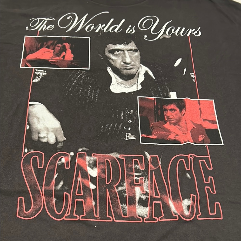 Scarface”The World Is Yours” Black Graphic T-Shirt XL